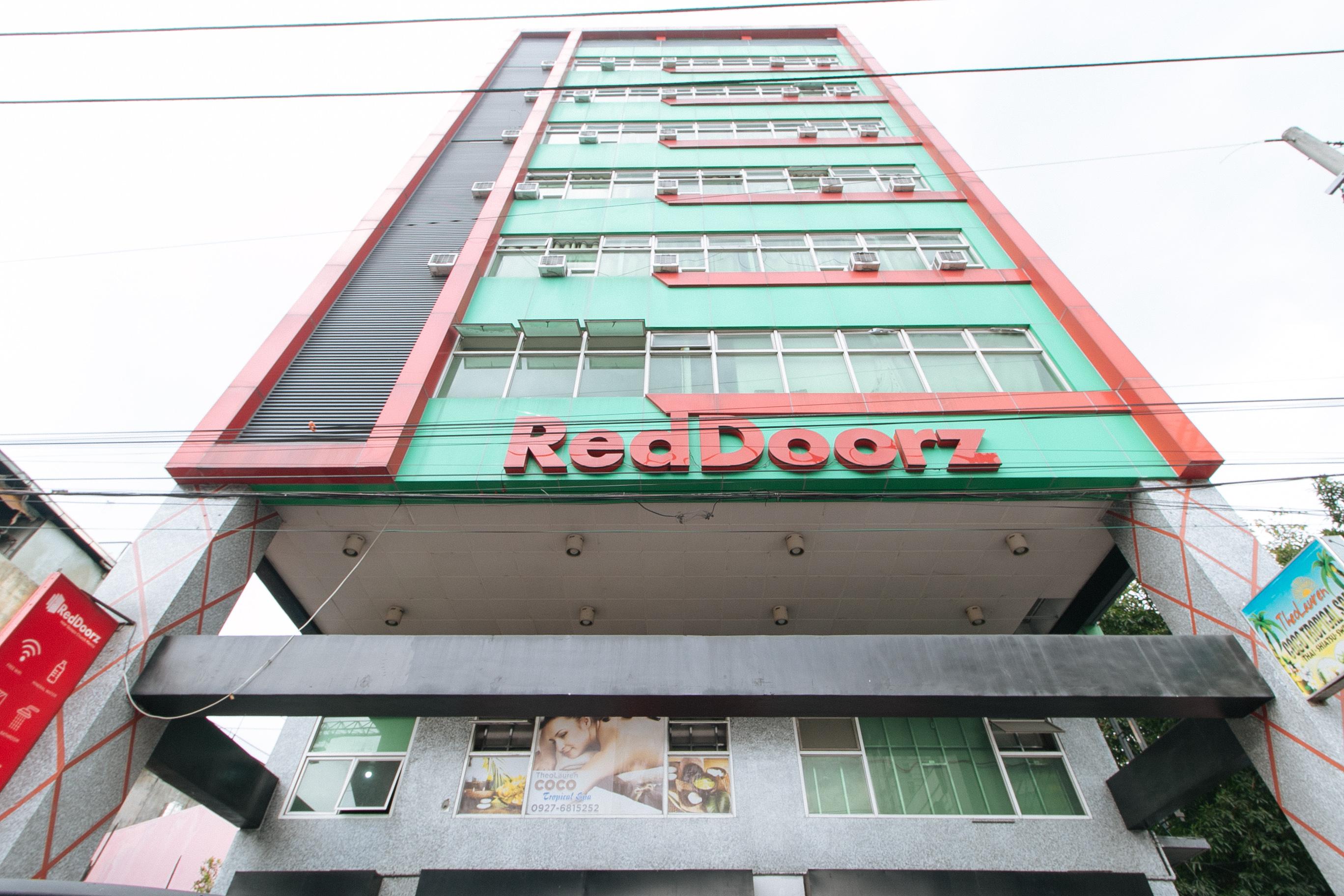 Reddoorz Near Quiapo Church Manilla Buitenkant foto
