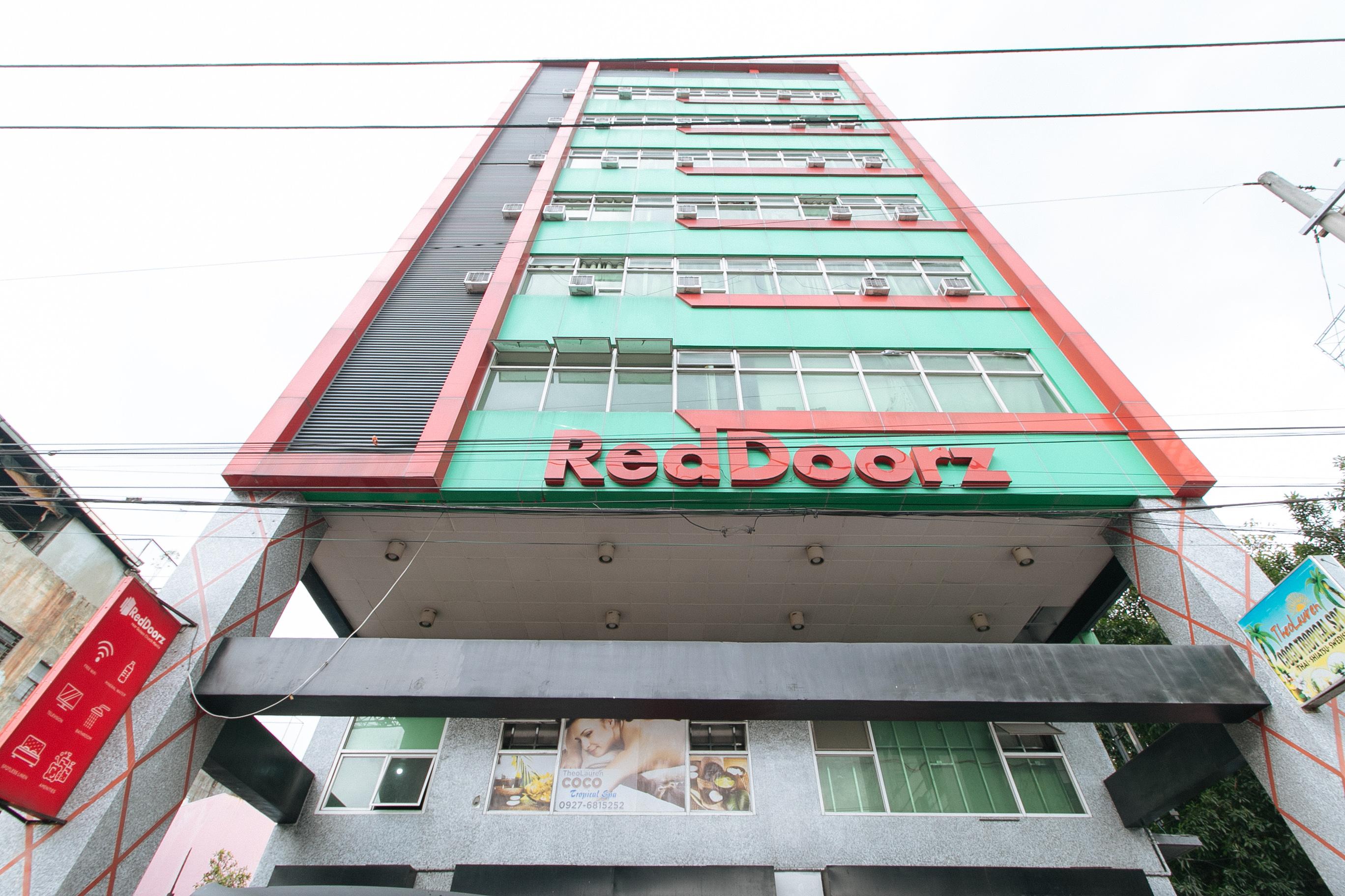 Reddoorz Near Quiapo Church Manilla Buitenkant foto